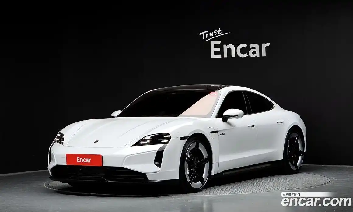 Porsche Taycan 2025 0.1 Автомат в Москве № 164943, фото 14