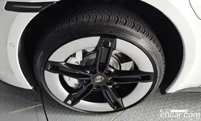 Porsche Taycan 2025 0.1 Автомат в Москве № 164943, миниатюра 8