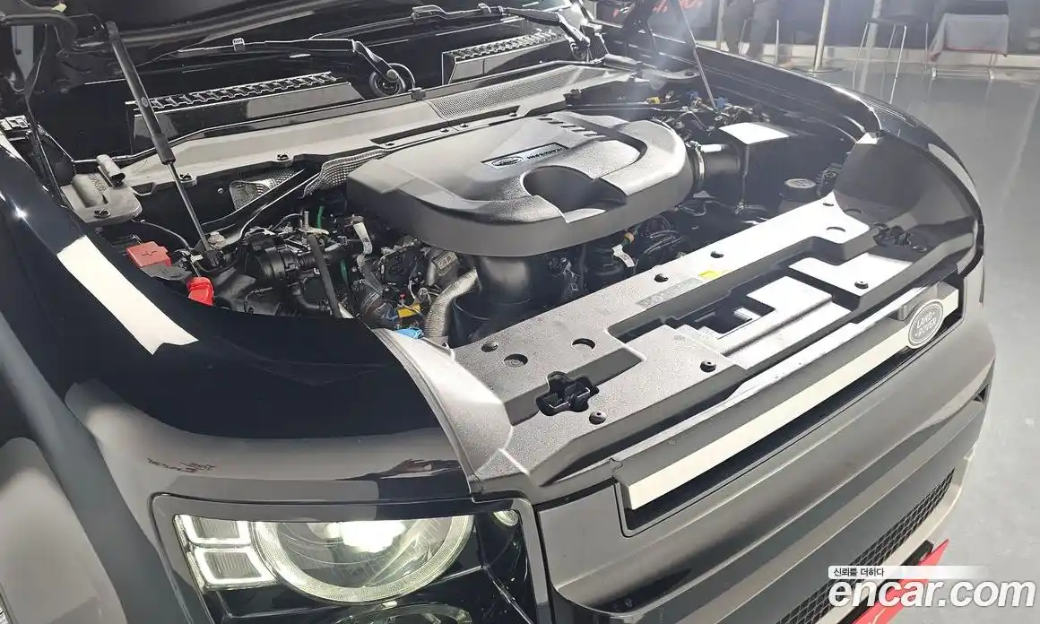 Land Rover Defender 2023 3.0 Автомат в Москве № 166069, фото 6