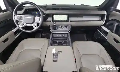 Land Rover Defender 2023 3.0 Автомат в Москве № 166069, миниатюра 7