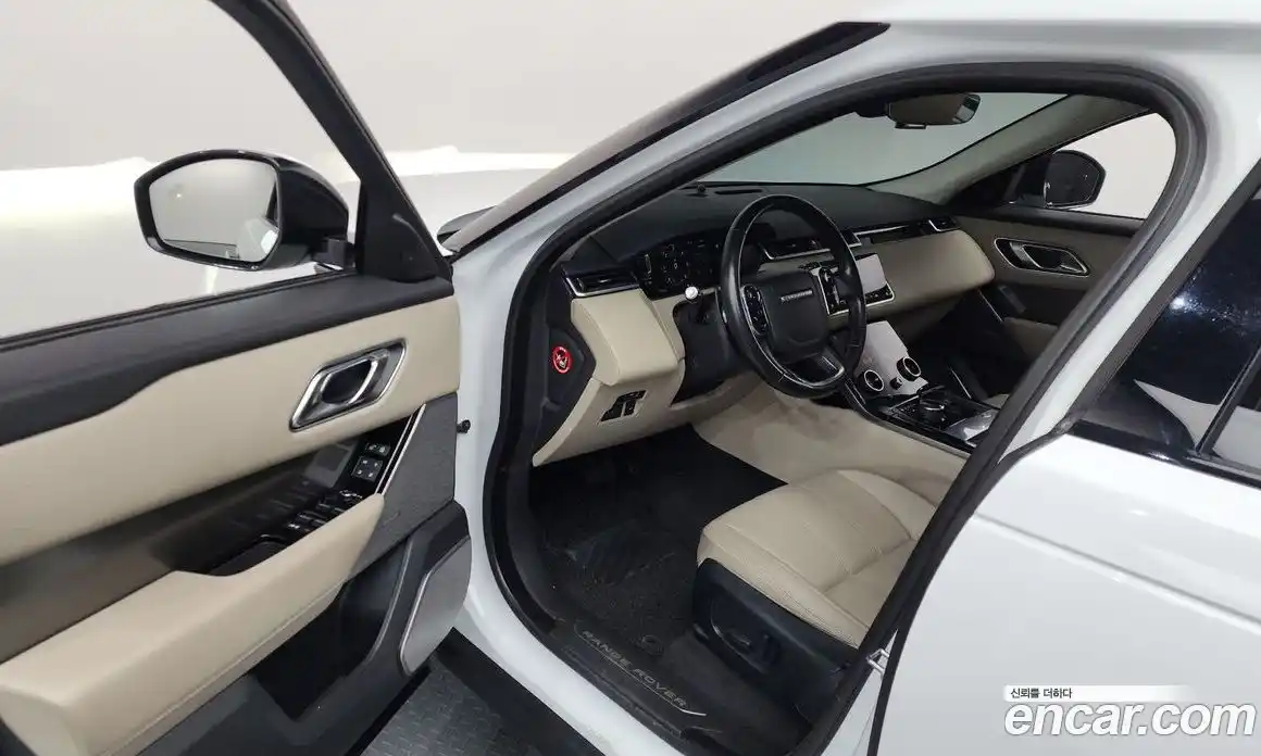 Land Rover Range-Rover Velar 2018 2.0 Автомат в Москве № 166193, фото 19