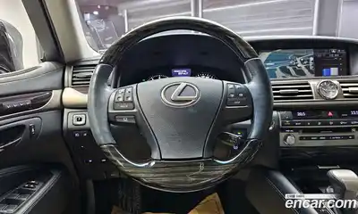 Lexus LS 2013 4.6 Автомат в Москве № 168245, миниатюра 11