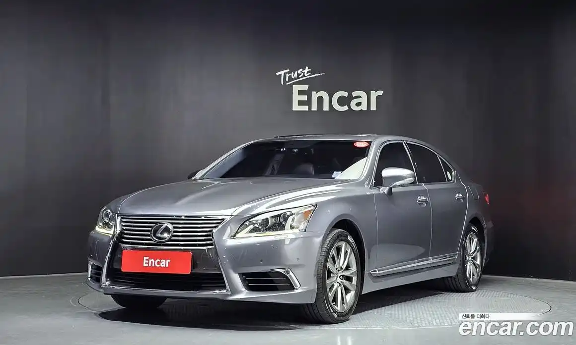 Lexus LS 2013 4.6 Автомат в Москве № 168245, фото 14