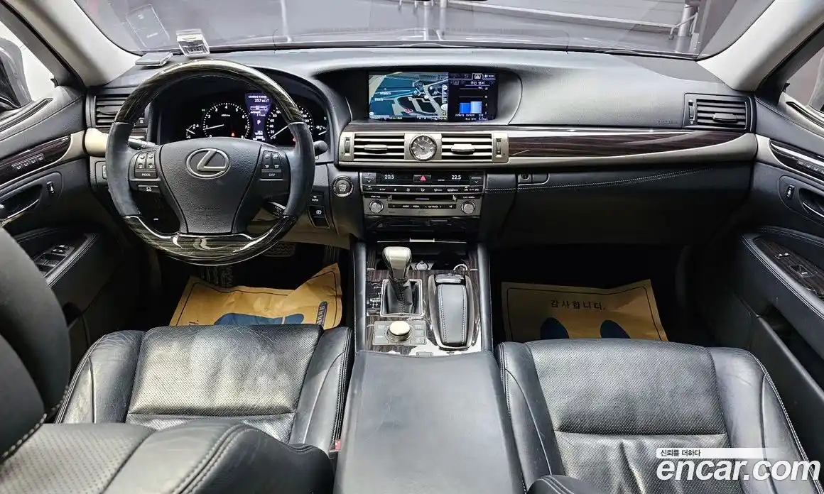 Lexus LS 2013 4.6 Автомат в Москве № 168245, фото 9