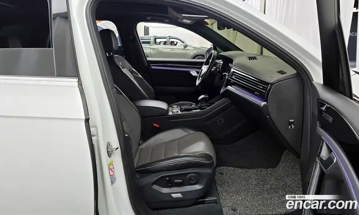 Volkswagen Touareg 2020 3.0 Автомат в Москве № 168807, фото 11