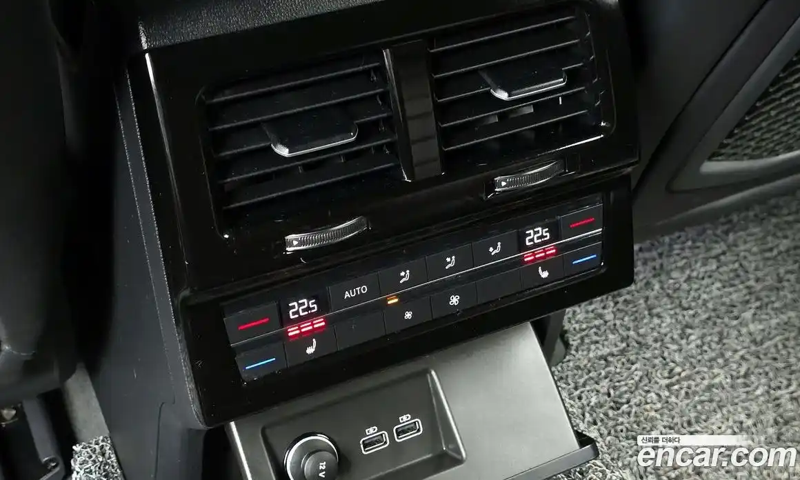 Volkswagen Touareg 2020 3.0 Автомат в Москве № 168807, фото 19