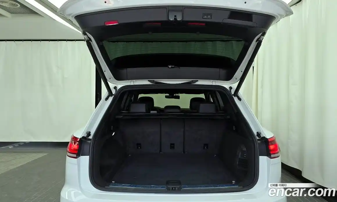 Volkswagen Touareg 2020 3.0 Автомат в Москве № 168807, фото 20