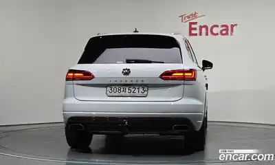 Volkswagen Touareg 2020 3.0 Автомат в Москве № 168807, миниатюра 4