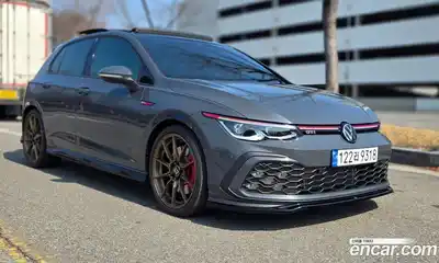 Volkswagen Golf 2024 2.0 Автомат в Москве № 169127, миниатюра 3