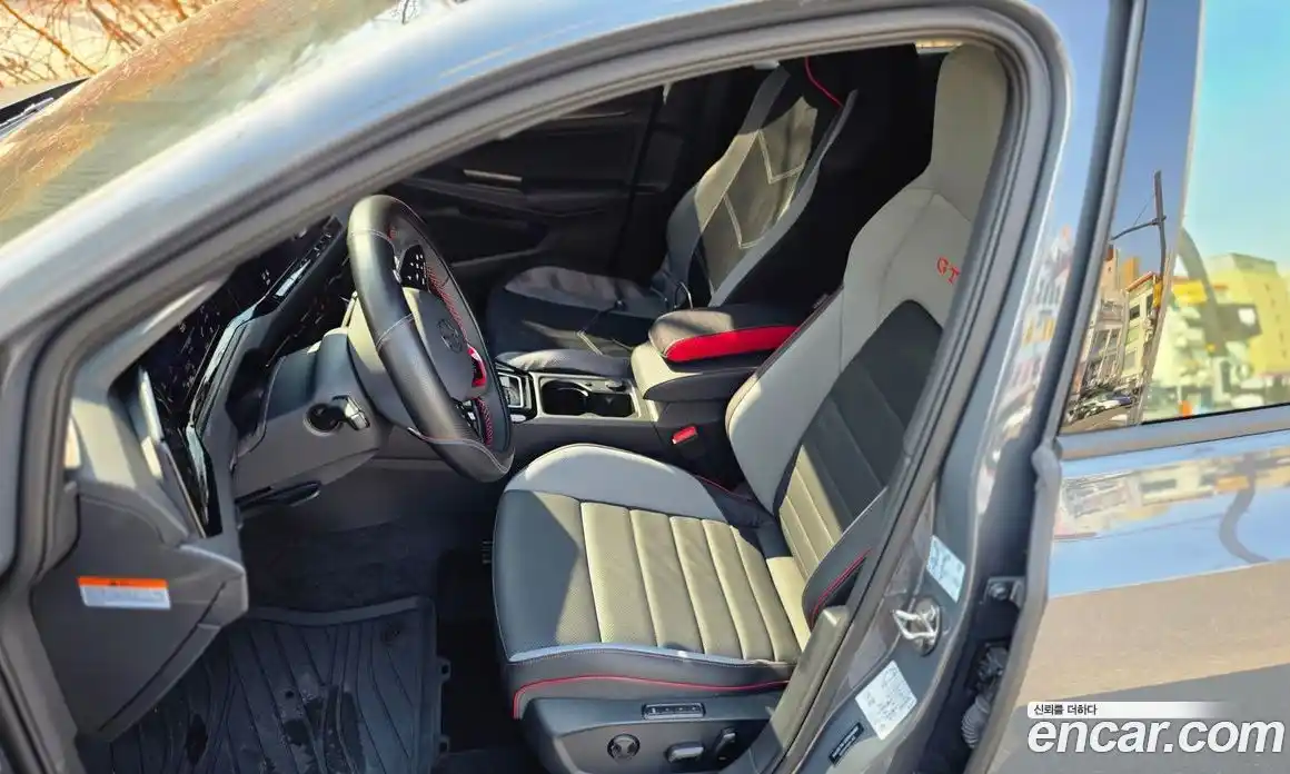 Volkswagen Golf 2024 2.0 Автомат в Москве № 169127, фото 8