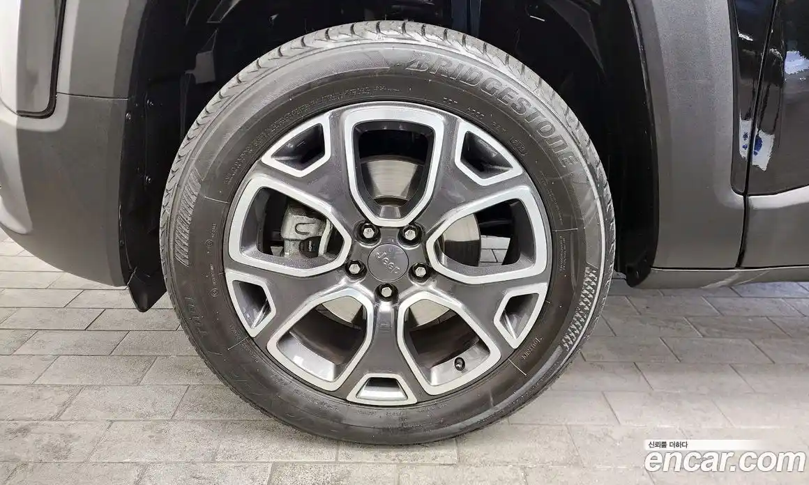 Jeep Renegade 2018 2.0 Автомат в Москве № 169418, фото 16