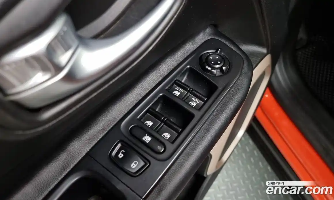 Jeep Renegade 2015 2.0 Автомат в Москве № 169766, фото 20