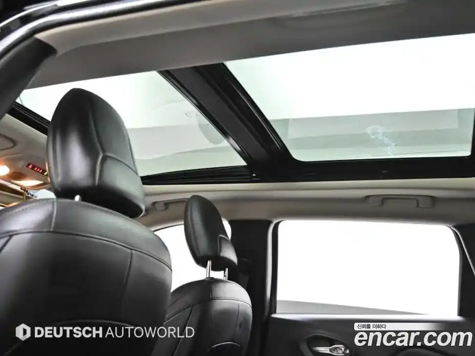 Jeep Cherokee 2017 2.4 Автомат в Москве № 170011, фото 19