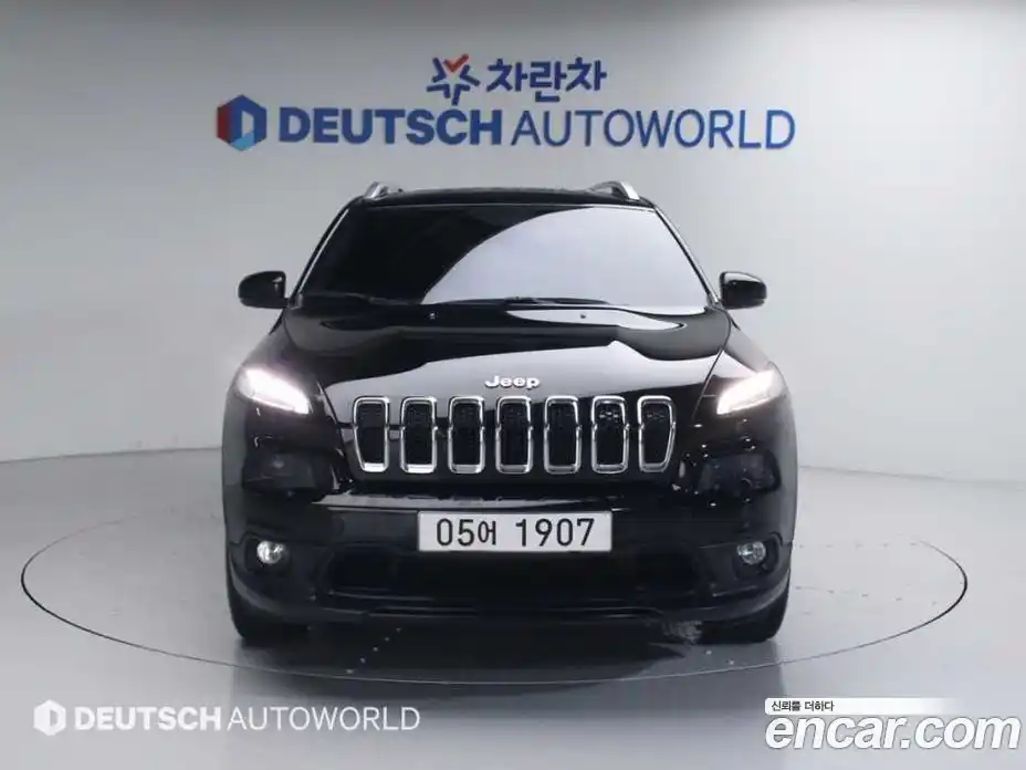 Jeep Cherokee 2017 2.4 Автомат в Москве № 170011, фото 3