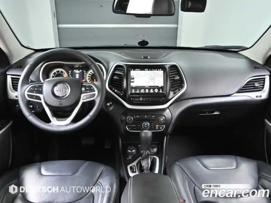 Jeep Cherokee 2017 2.4 Автомат в Москве № 170011, фото 7