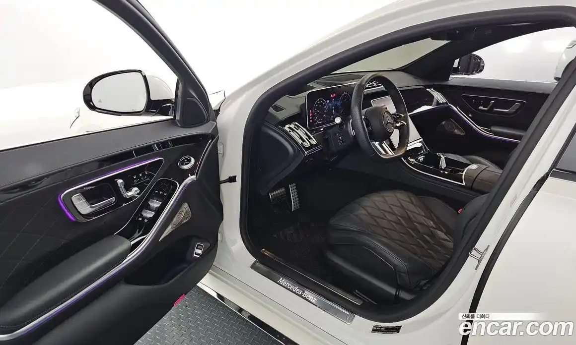 Mercedes-Benz S-Class 2023 3.0 Автомат в Москве № 173778, фото 3
