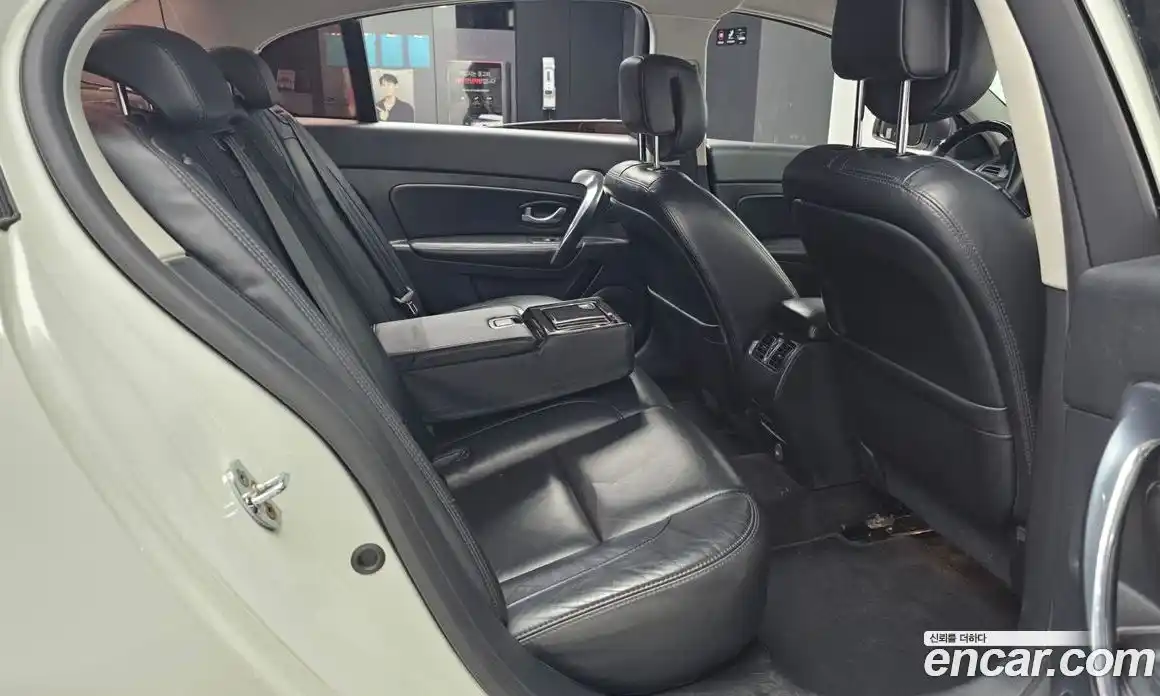 Renault SM5 2010 2.0 Автомат в Москве № 180042, фото 17