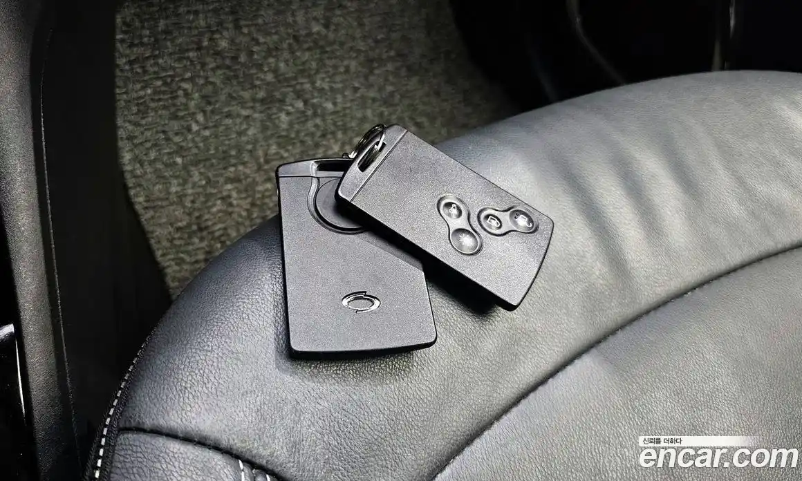 Renault QM3 2015 1.5 Автомат в Москве № 183916, фото 12