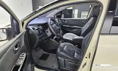 Renault QM3 2015 1.5 Автомат в Москве № 183916, миниатюра 6