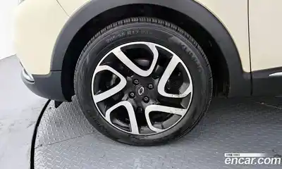 Renault QM3 2015 1.5 Автомат в Москве № 183916, миниатюра 8