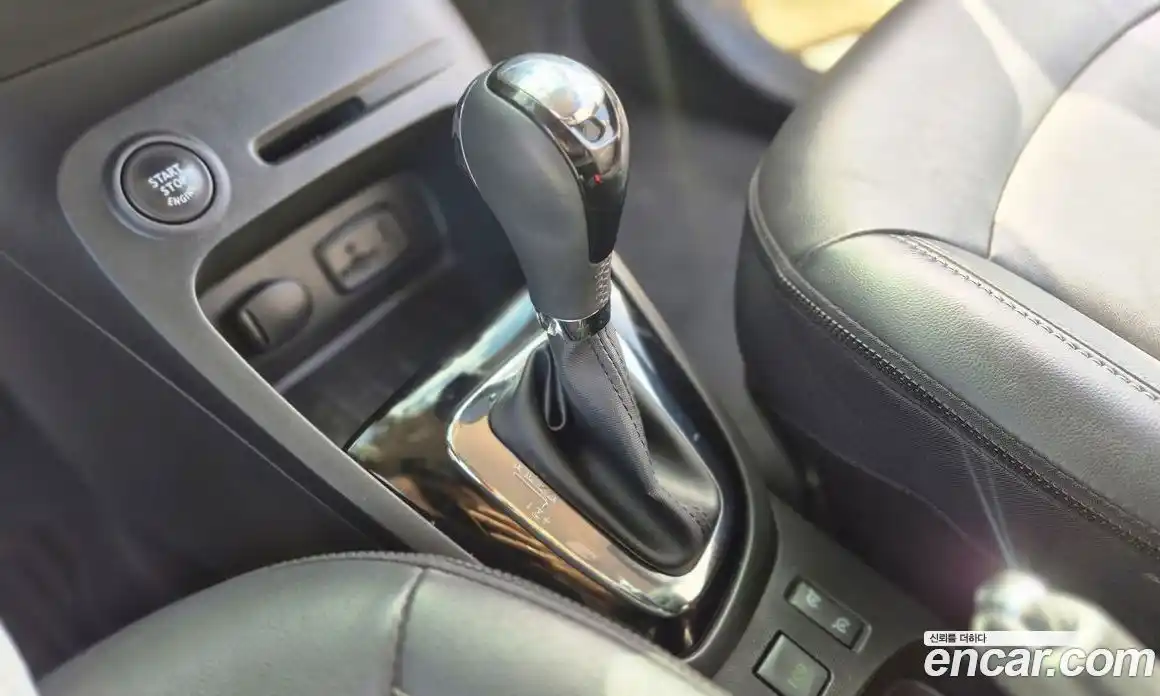 Renault QM3 2015 1.5 Автомат в Москве № 186029, фото 19