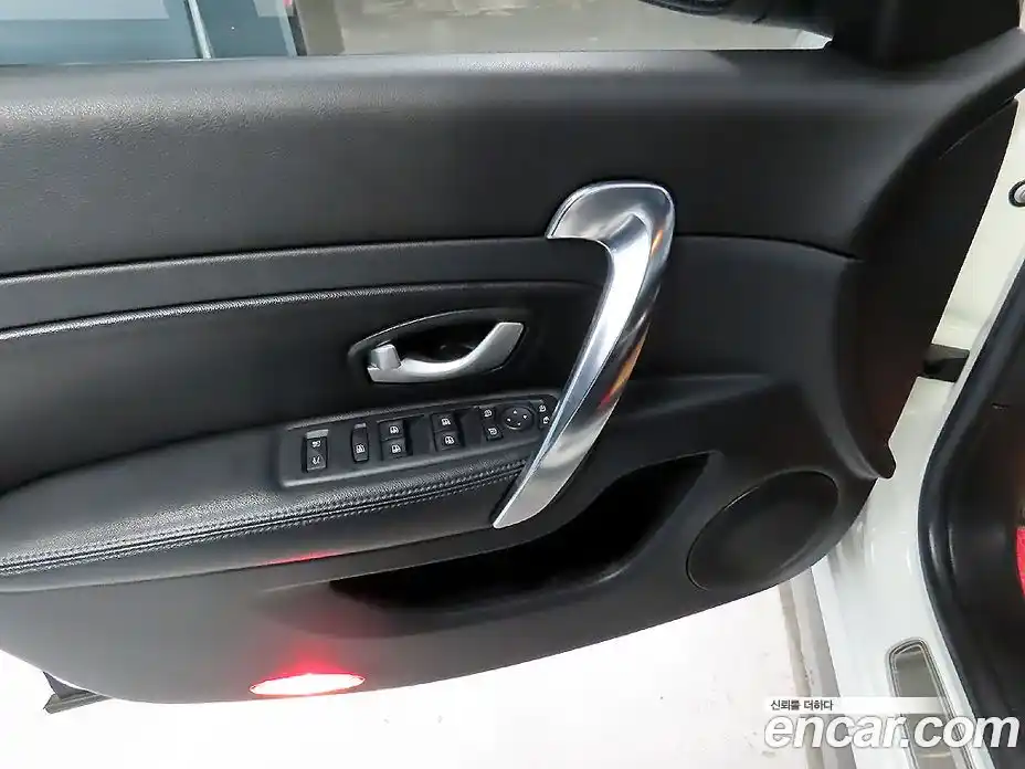 Renault SM5 2012 2.0 Автомат в Москве № 186327, фото 15