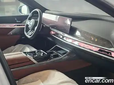 BMW 7-Series 2025 3.0 Автомат в Москве № 187642, миниатюра 6