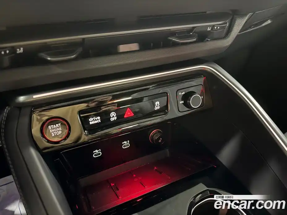 Audi Q5 2025 2.0 Автомат в Москве № 188778, фото 11