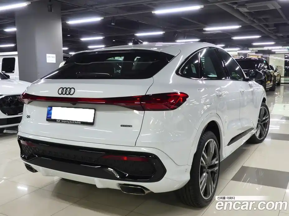 Audi Q5 2025 2.0 Автомат в Москве № 188778, фото 3