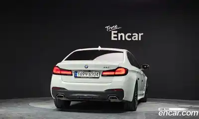 BMW 5-Series 2023 2.0 Автомат в Москве № 189237, миниатюра 3