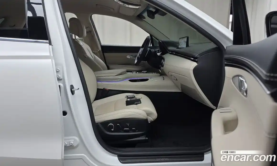Genesis GV70 2024 2.5 Автомат в Москве № 1899, фото 13