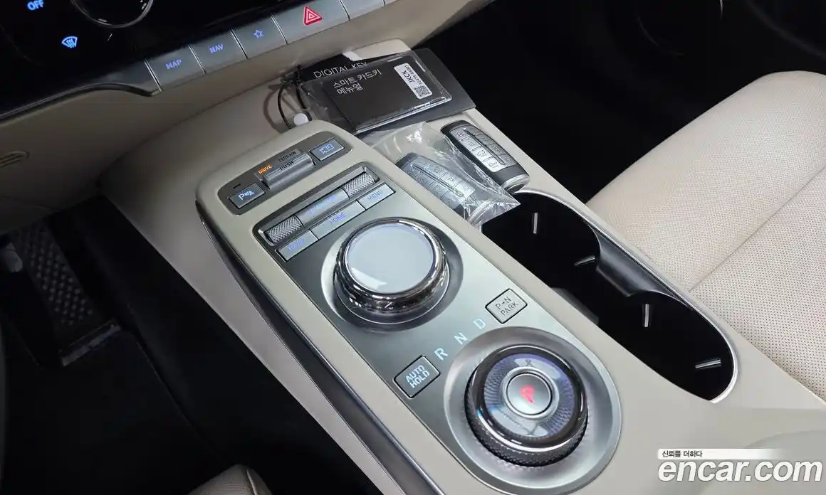 Genesis GV70 2024 2.5 Автомат в Москве № 1899, фото 20