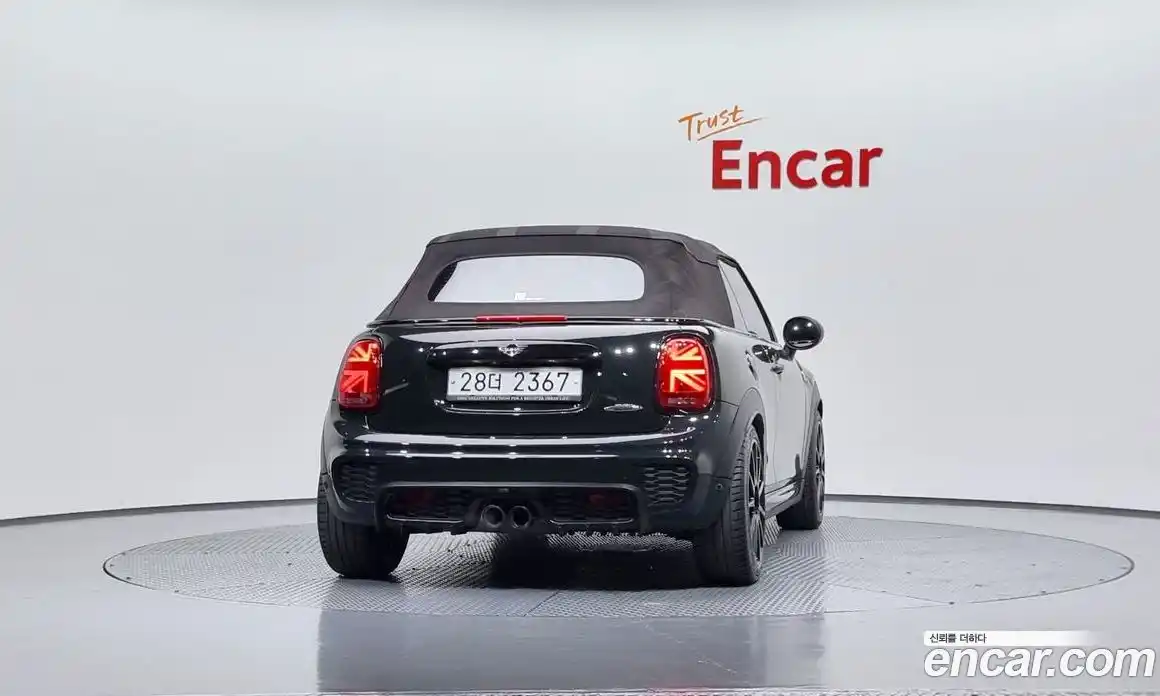 Mini Cooper Convertible 2019 2.0 Автомат в Москве № 190086, фото 2