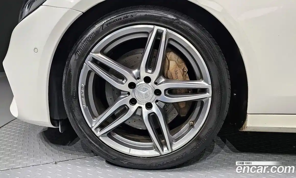 Mercedes-Benz E-Class 2019 2.0 Автомат в Москве № 194802, фото 13