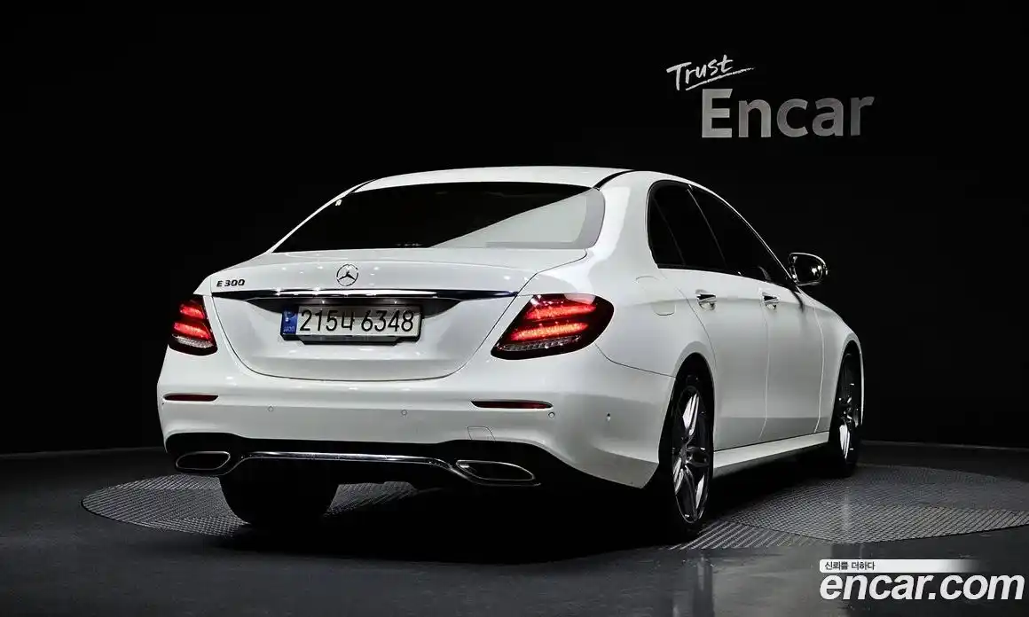 Mercedes-Benz E-Class 2019 2.0 Автомат в Москве № 194802, фото 18