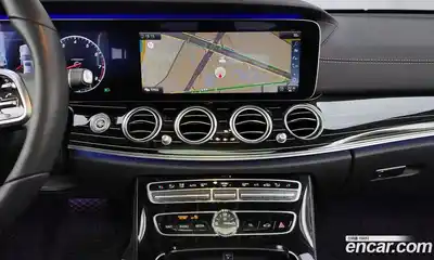 Mercedes-Benz E-Class 2019 3.0 Автомат в Москве № 195236, миниатюра 9