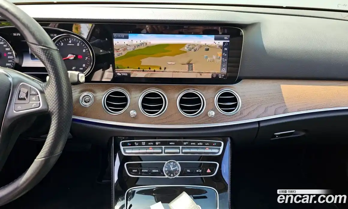 Mercedes-Benz E-Class 2018 2.0 Автомат в Москве № 195285, фото 9