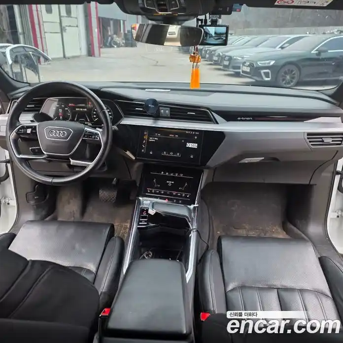 Audi e-tron 2020 0.3 Автомат в Москве № 196792, фото 13