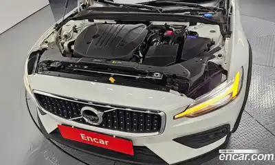 Volvo V60 2022 2.0 Автомат в Москве № 197000, миниатюра 6