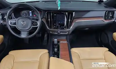 Volvo V60 2022 2.0 Автомат в Москве № 197000, миниатюра 7