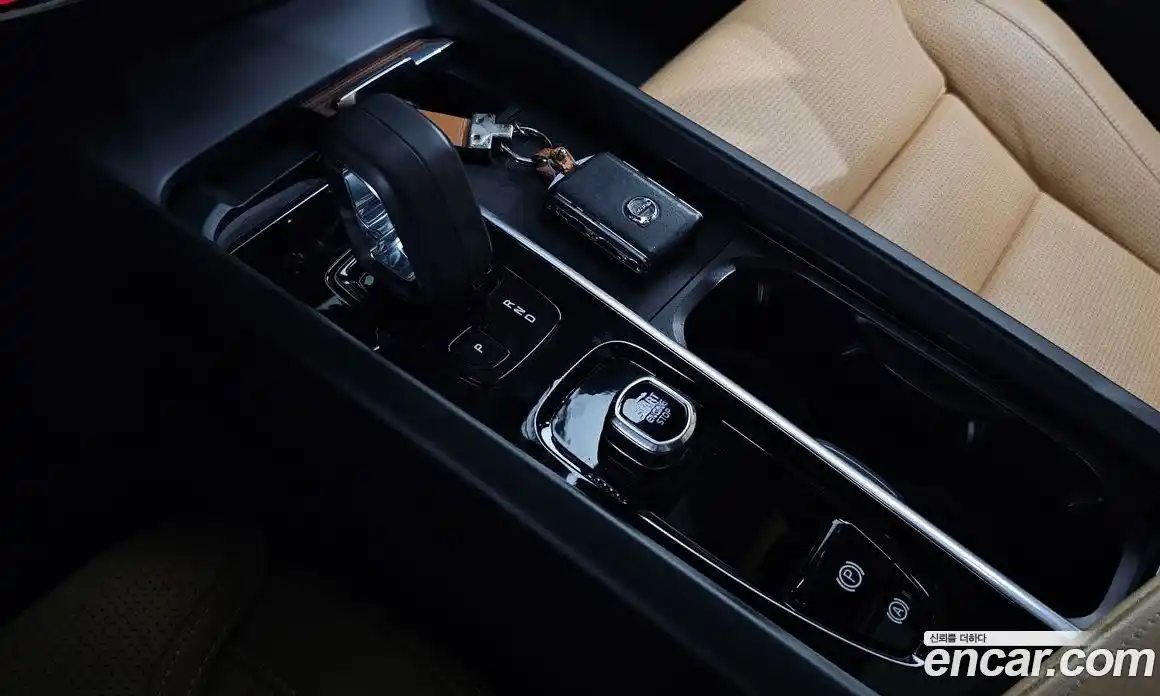 Volvo V60 2022 2.0 Автомат в Москве № 197000, фото 9