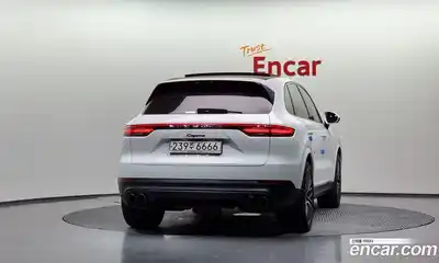 Porsche Cayenne 2019 3.0 Автомат в Москве № 197547, миниатюра 4