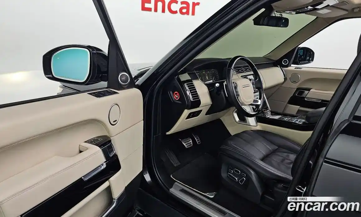 Land Rover Range-Rover 2014 4.4 Автомат в Москве № 198161, фото 12