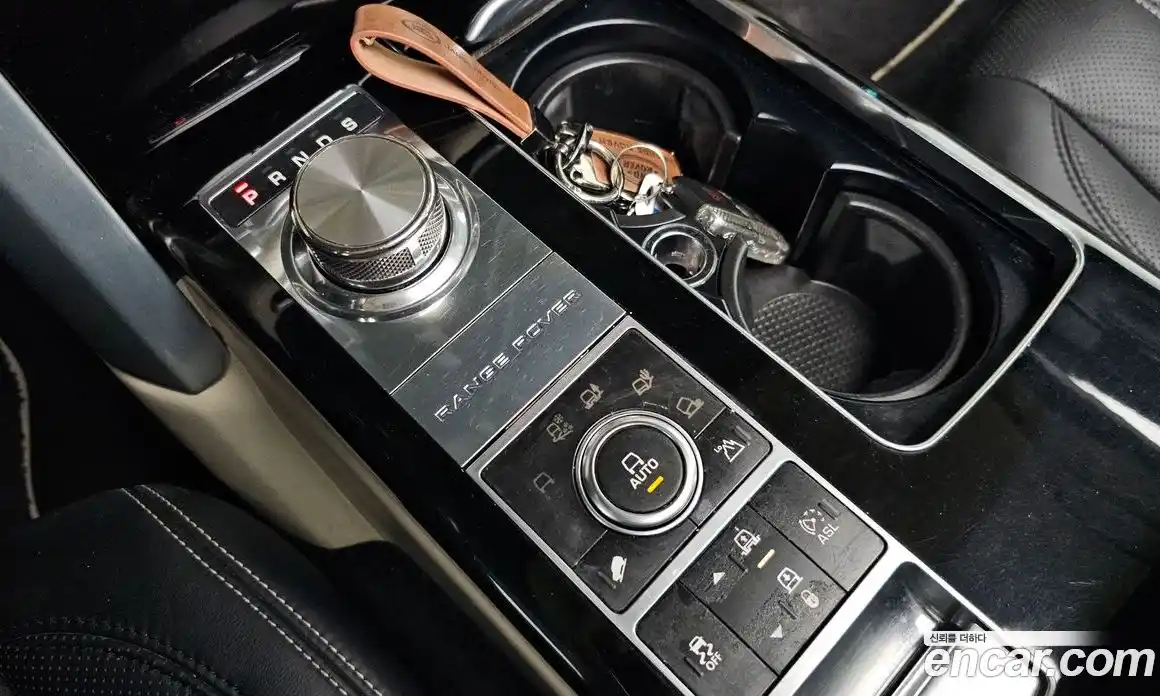 Land Rover Range-Rover 2014 4.4 Автомат в Москве № 198161, фото 9