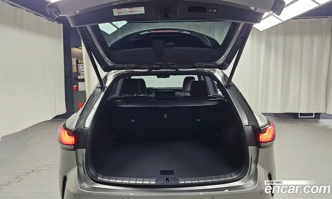 Lexus RX 2023 2.5 Автомат в Москве № 198847, фото 20