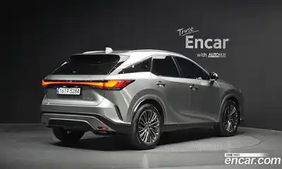 Lexus RX 2023 2.5 Автомат в Москве № 198847, миниатюра 2