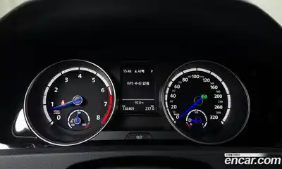 Volkswagen Golf, 2016