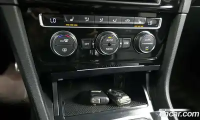 Volkswagen Golf 2016 2.0 Автомат в Москве № 199157, миниатюра 8