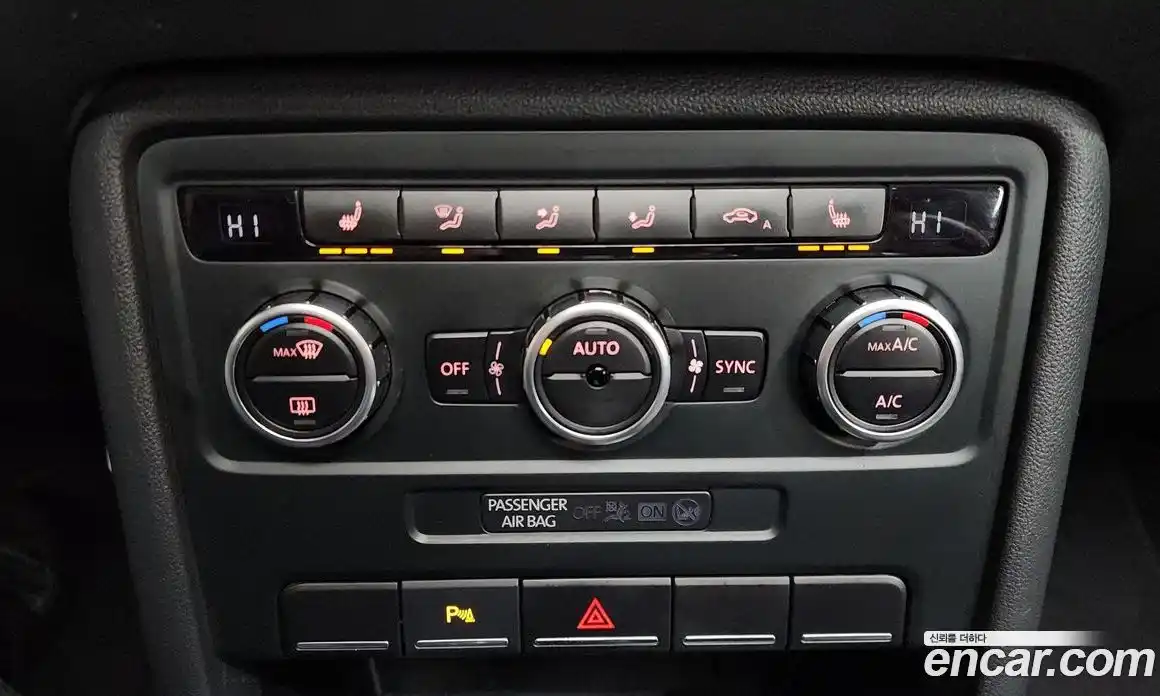 Volkswagen Beatle 2013 2.0 Автомат в Москве № 199164, фото 17