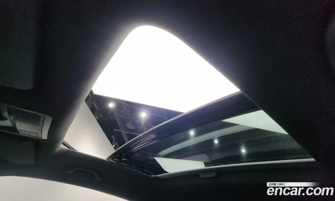 Volkswagen Beatle 2013 2.0 Автомат в Москве № 199164, фото 19